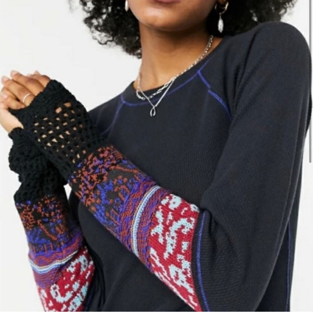 Free People In The Mix Cuff Top Navy Crochet Sleeves Curved Hem Size XS